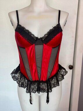 Frederick’s of Hollywood black and red color block bustier corset top